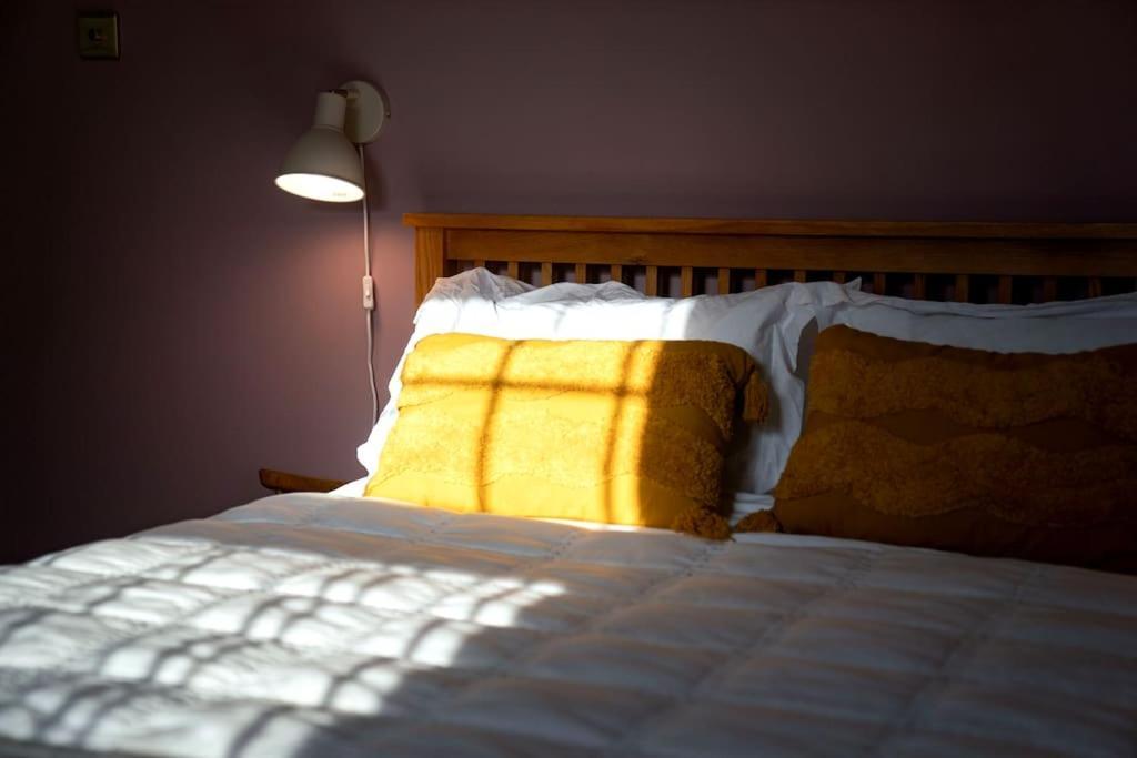 Northdene Cottage - Cosy Old Fisherman'S Cottage Two Mins From Sea - Free Parking - Wood Burning Stove - Roll Top Bath - Dog Friendly Deal Bagian luar foto