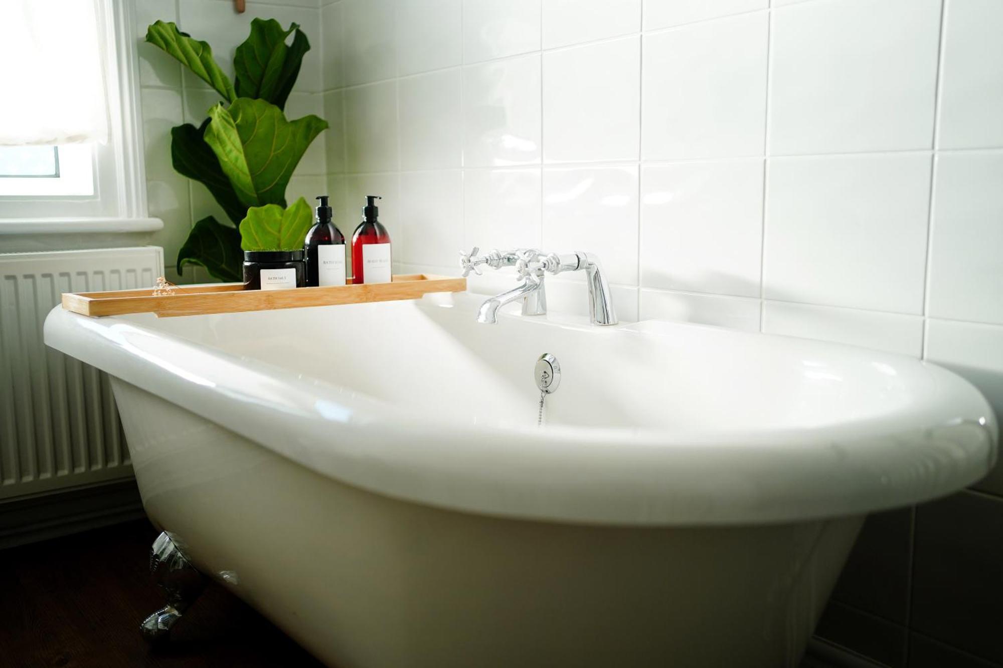 Northdene Cottage - Cosy Old Fisherman'S Cottage Two Mins From Sea - Free Parking - Wood Burning Stove - Roll Top Bath - Dog Friendly Deal Bagian luar foto