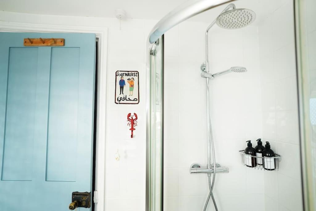 Northdene Cottage - Cosy Old Fisherman'S Cottage Two Mins From Sea - Free Parking - Wood Burning Stove - Roll Top Bath - Dog Friendly Deal Bagian luar foto